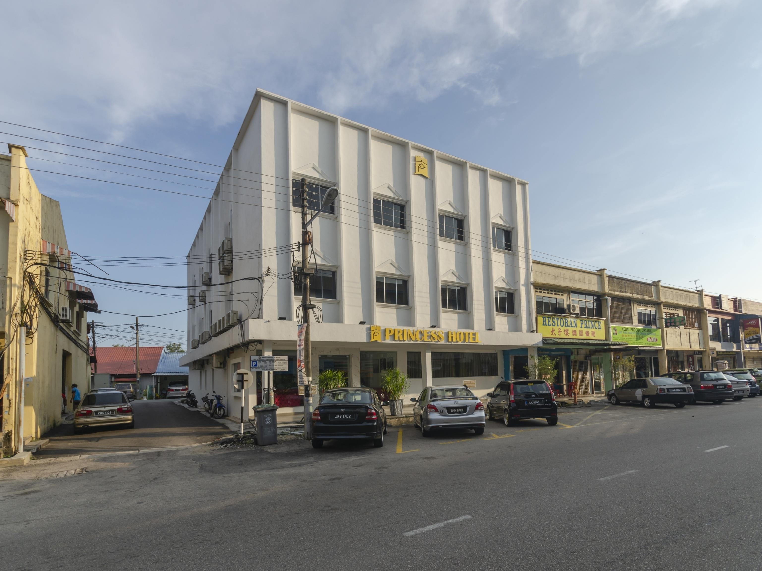 Princess Hotel Pontian Pontian Kecil Exterior foto