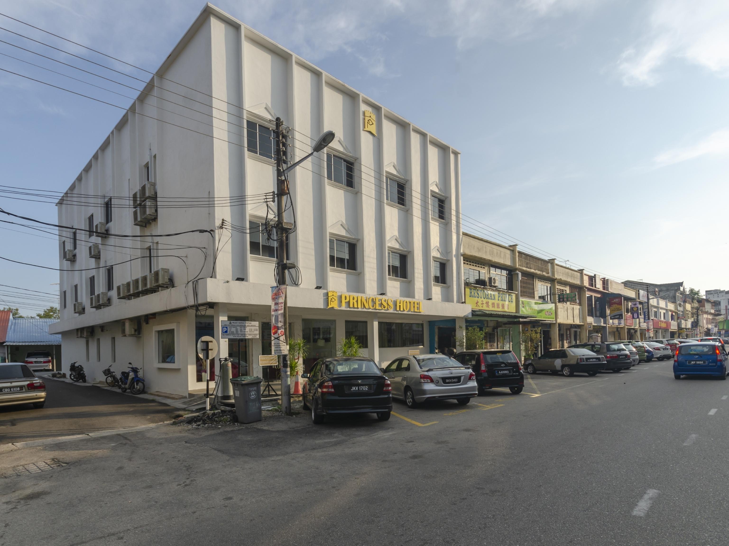 Princess Hotel Pontian Pontian Kecil Exterior foto
