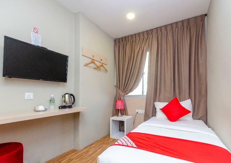 Princess Hotel Pontian Pontian Kecil Exterior foto